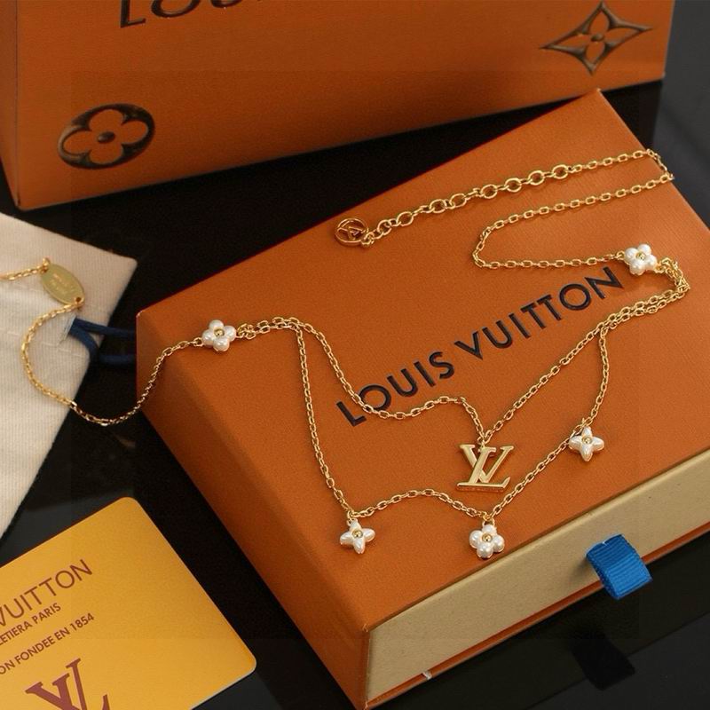 LV Necklace 11yxx100